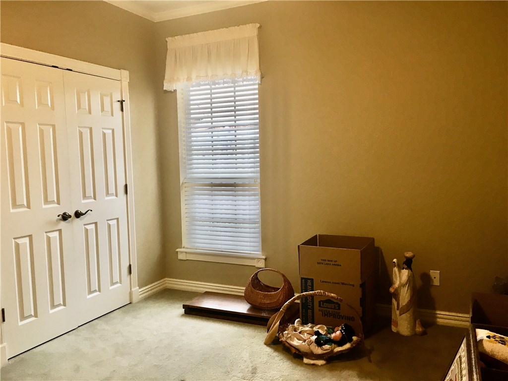 Eagle Crest 1 - Residential