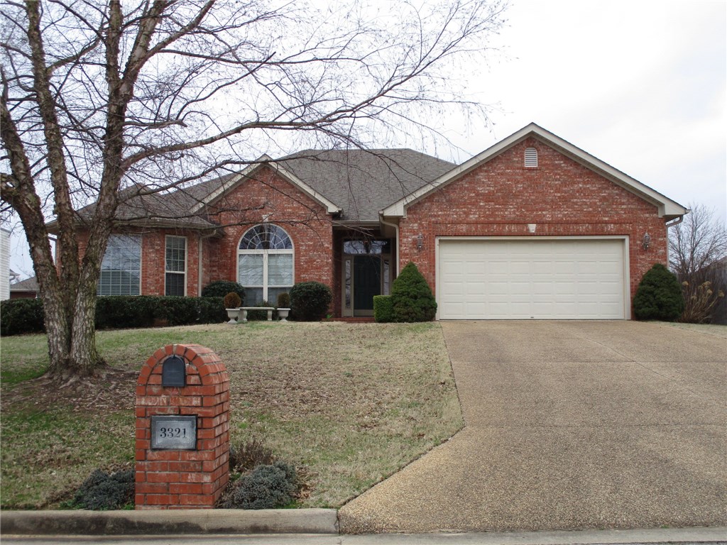 Beautiful custom built one owner home ~ looks brand new! Wonderful crown molding thru-out, split plan, nice size breakfast area & kitchen w/ custom features. Pretty back covered patio with aggregate concrete & nice shade trees.