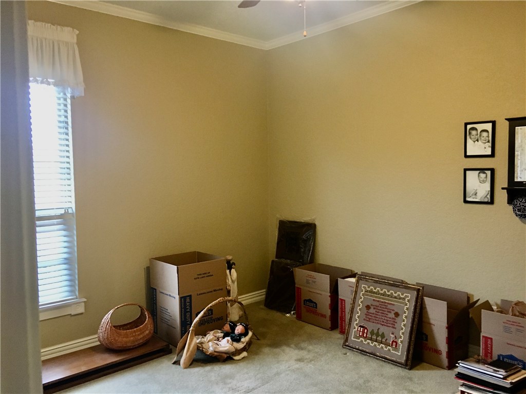 Eagle Crest 1 - Residential