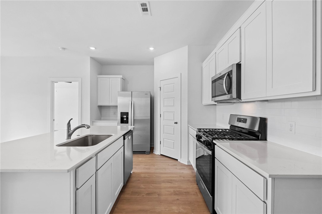 Aiden's Place - Residential