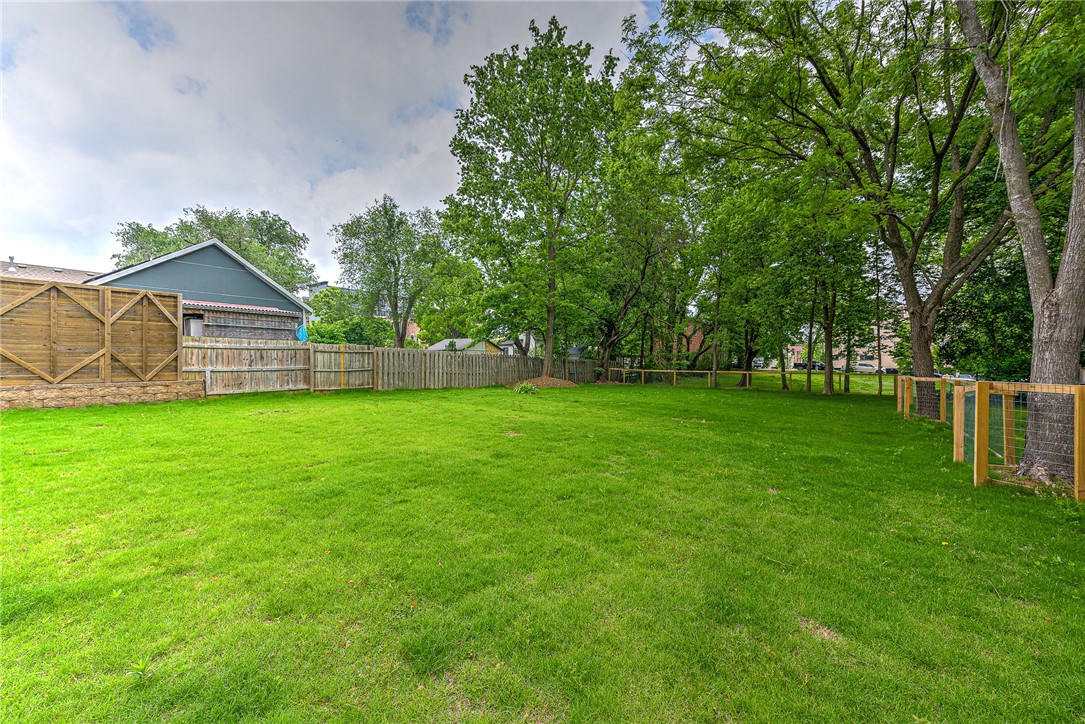 RAILROAD ADD-BENTONVILLE - Residential