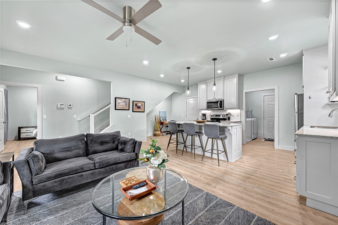 RAILROAD ADD-BENTONVILLE - Residential