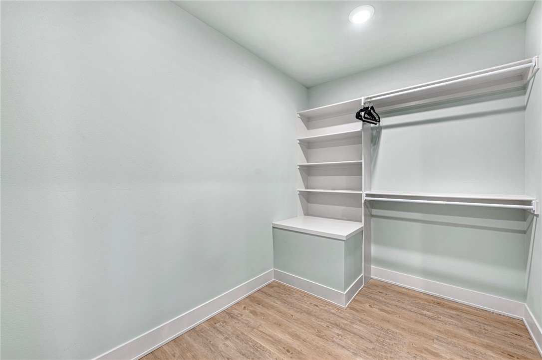 RAILROAD ADD-BENTONVILLE - Residential
