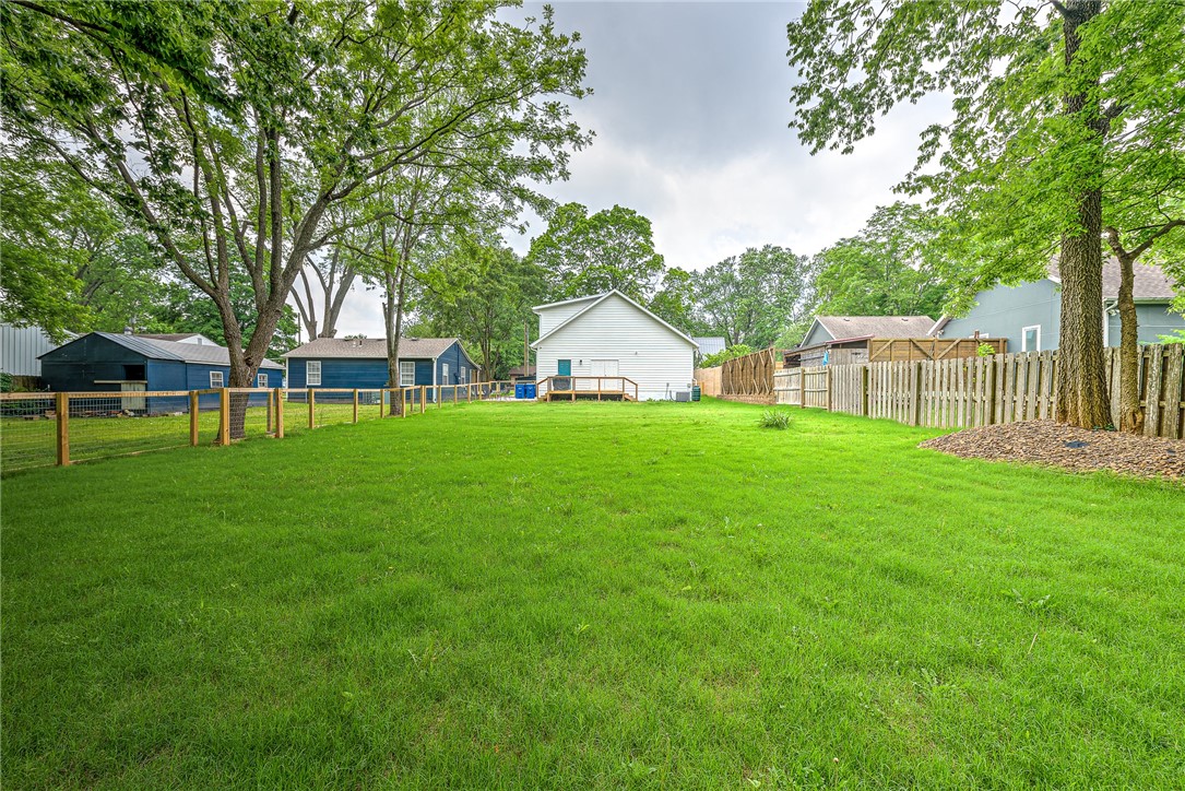 RAILROAD ADD-BENTONVILLE - Residential