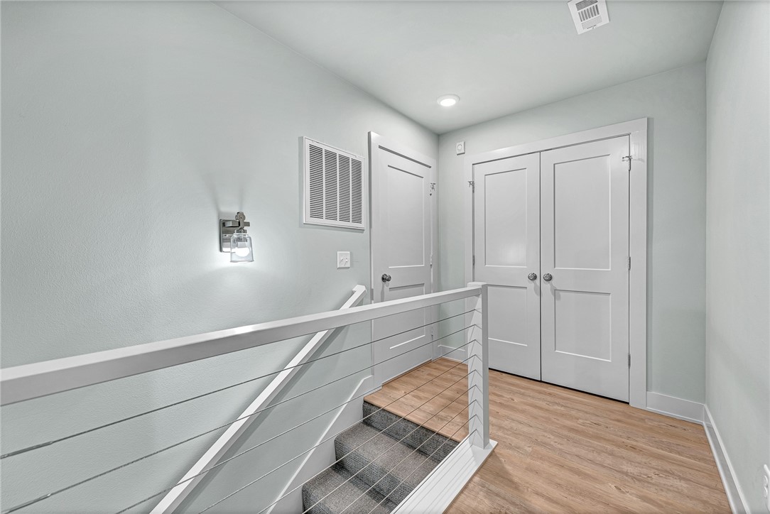 RAILROAD ADD-BENTONVILLE - Residential