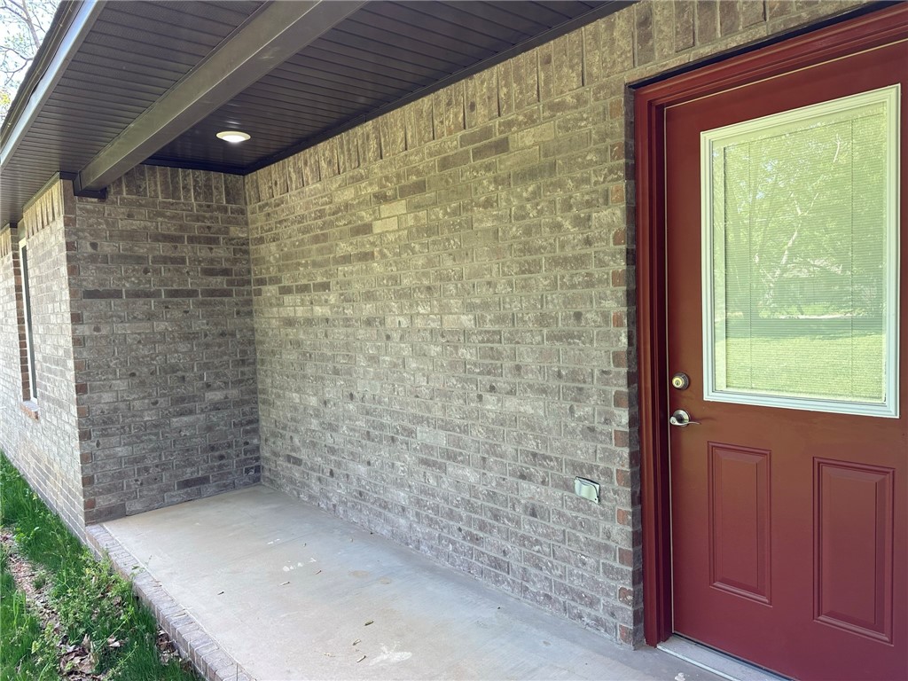 Plucks Add Gentry - Residential Lease
