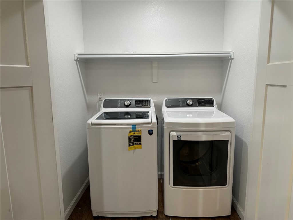 Plucks Add Gentry - Residential Lease