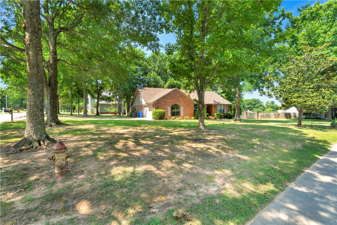 Country Club Estates - Residential