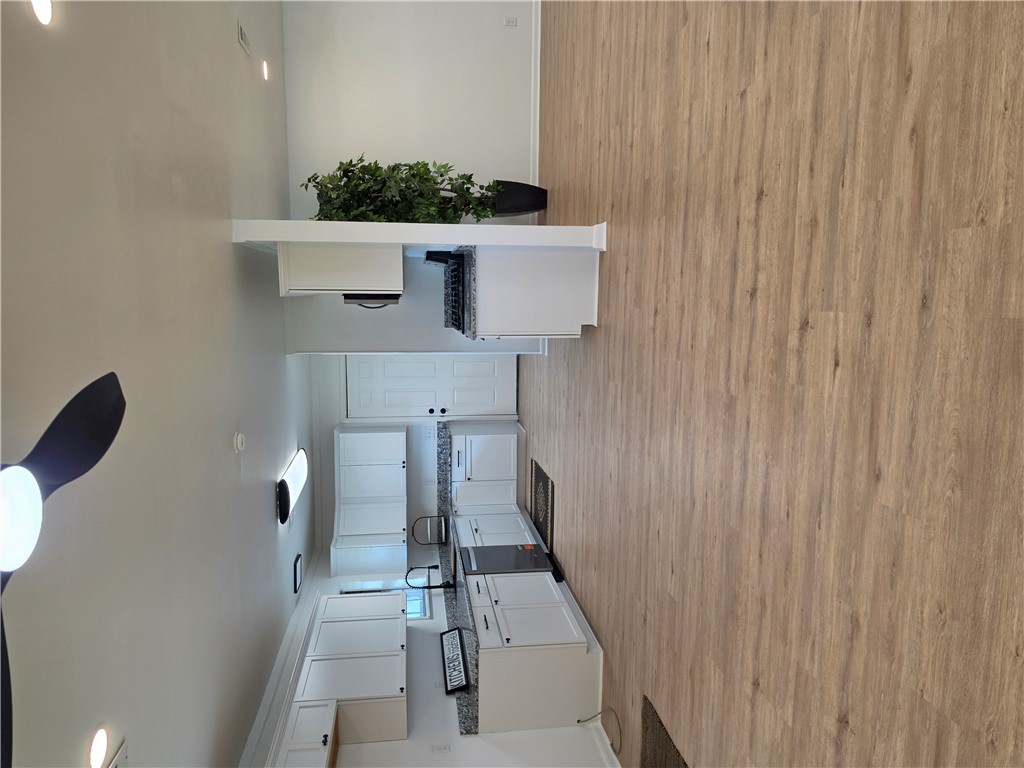 Western Oaks Place I - Residential