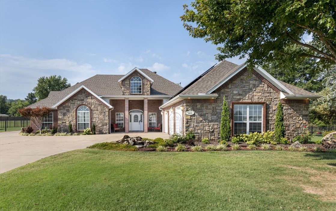 Summerbrook Place - Residential