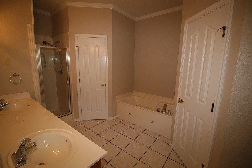 Cambridge Park Ph 3 Rogers - Residential Lease