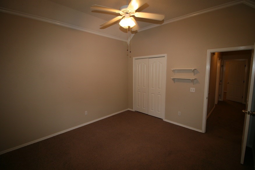 Cambridge Park Ph 3 Rogers - Residential Lease