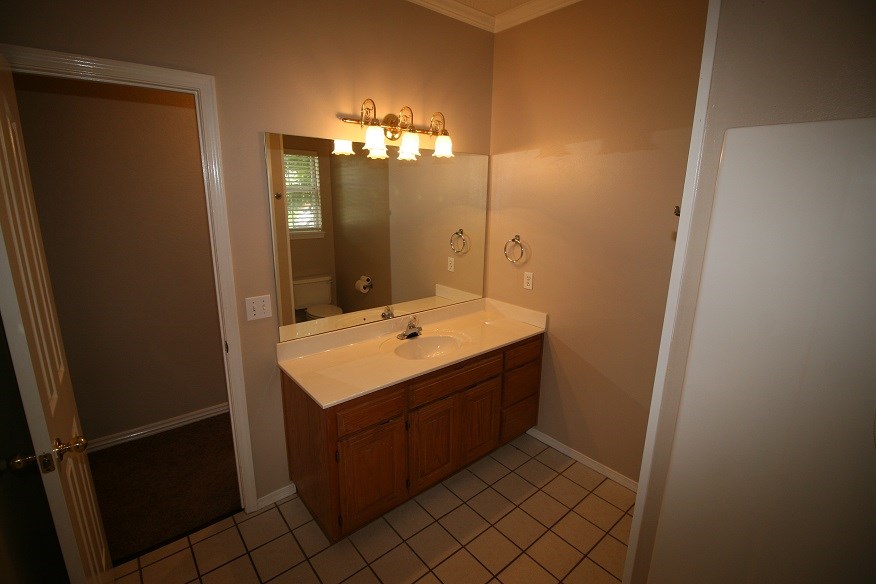 Cambridge Park Ph 3 Rogers - Residential Lease