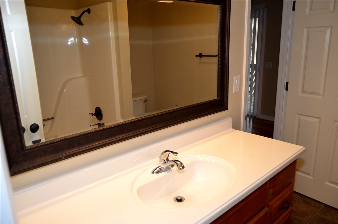 Townhouse Tct 3 A/K/A Drake Court Bvv - Residential