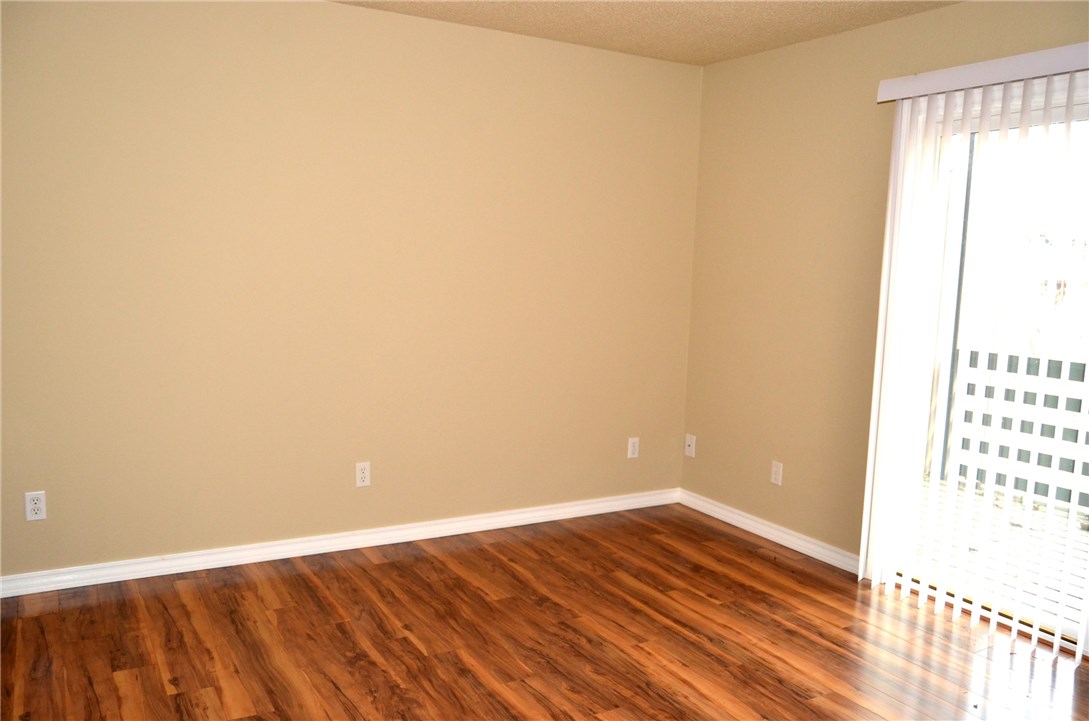 Townhouse Tct 3 A/K/A Drake Court Bvv - Residential