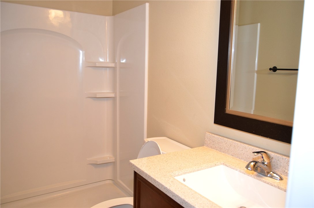 Townhouse Tct 3 A/K/A Drake Court Bvv - Residential