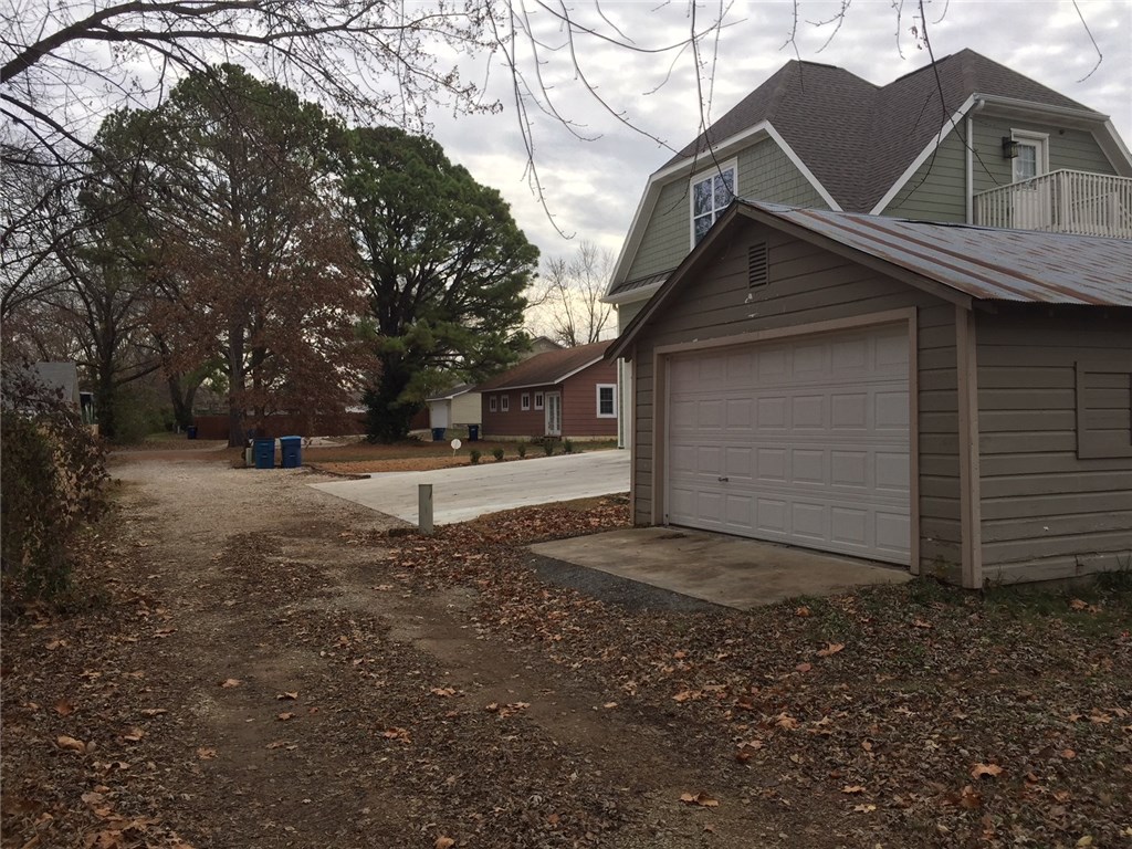Lincoln & Rice Add Bentonville - Residential Lease