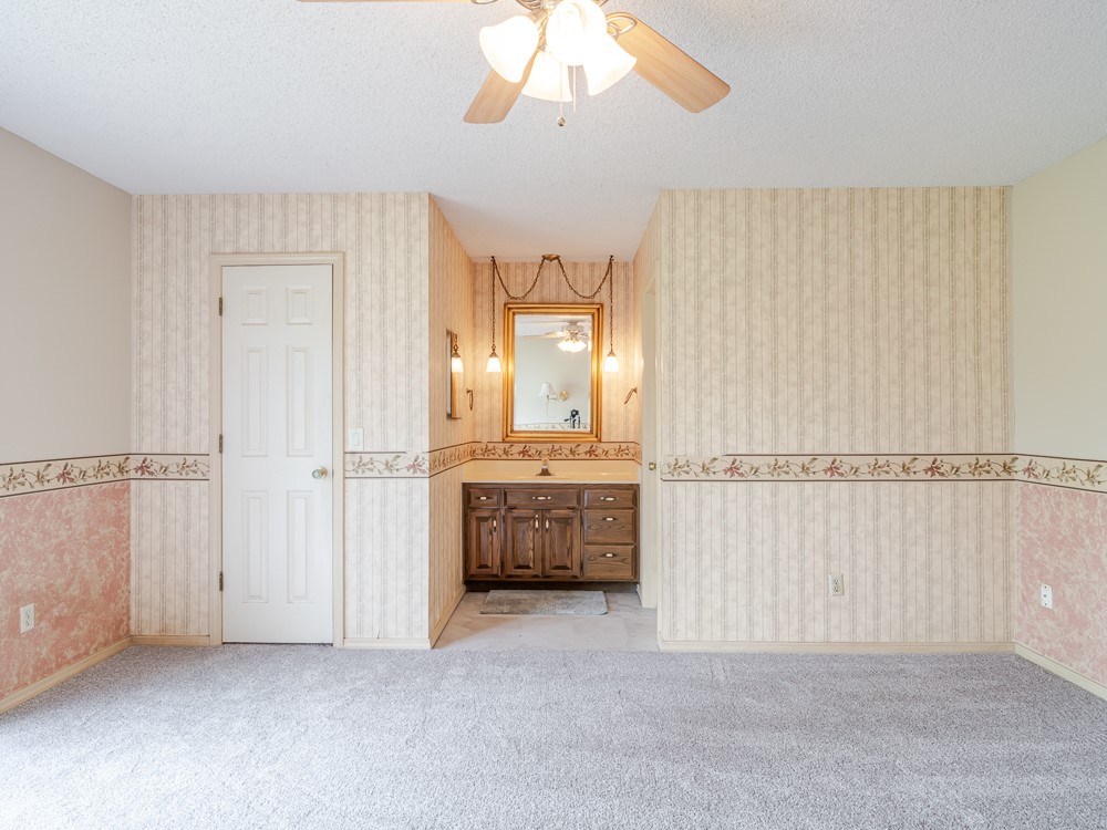Whispering Timbers Ph 6 Rogers - Residential Lease