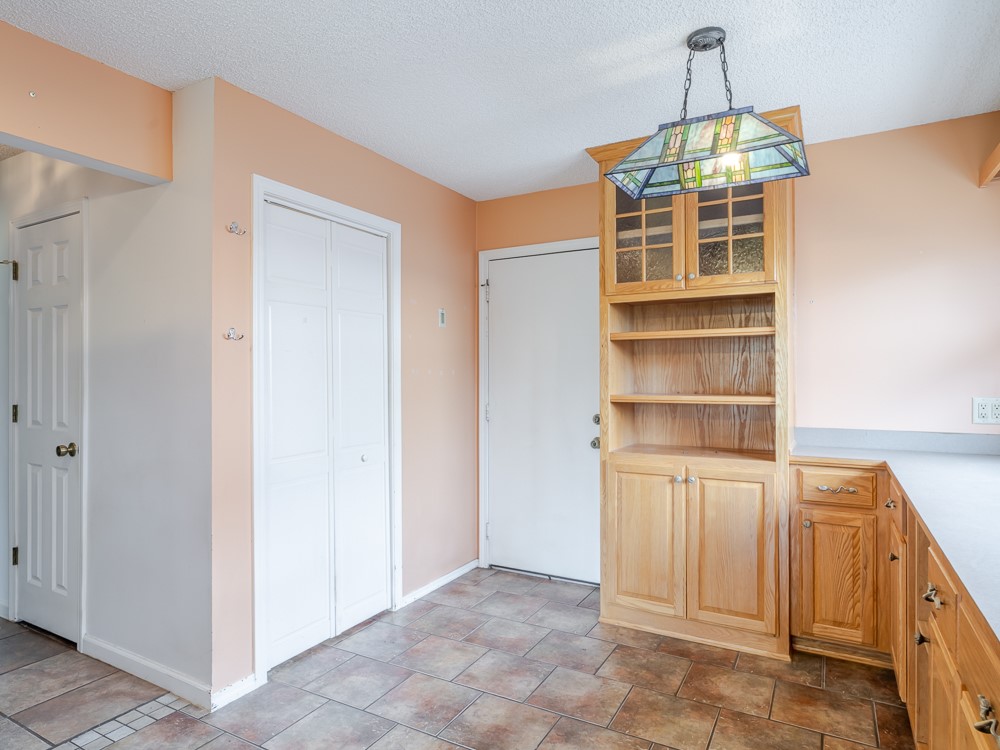 Whispering Timbers Ph 6 Rogers - Residential Lease