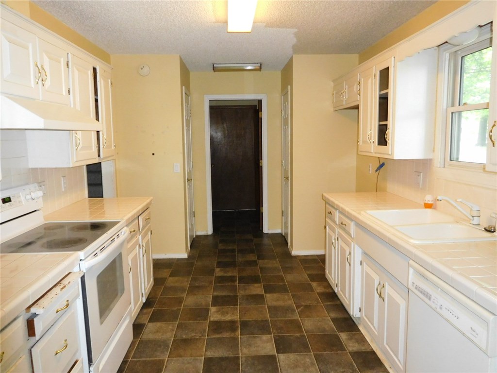 Chateau Terrace Unit 2 Ph 2 Rogers - Residential