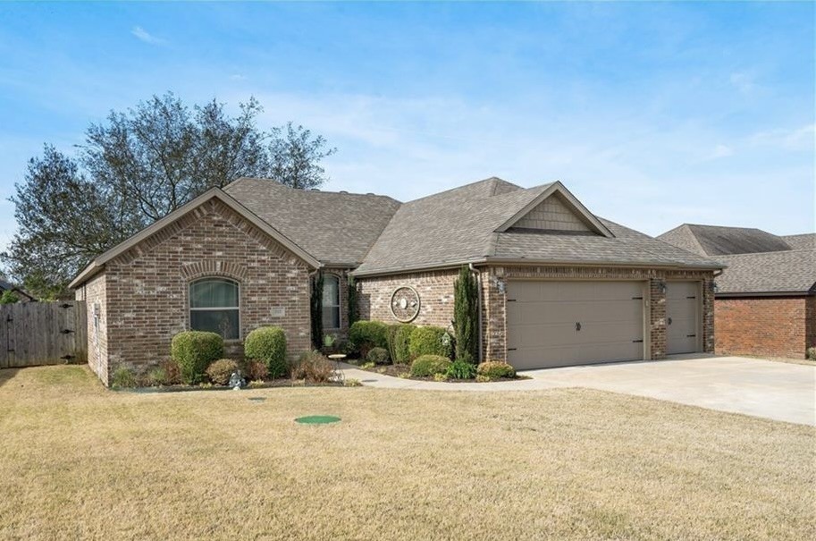Immaculate one-level home. Beautiful neighborhood next to Creeks Golf Course. Split floor plan, with granite counter tops and top of the line stainless steel appliances. Tons of natural light and storage! Beautiful, landscaped yard front and back. Oversized covered deck! Large outbuilding that can be used as a shop, or storage. Tons of entertaining space. Monthly Pet Fee + Pet Deposit for approved pets. Showings are available starting on 12/7.