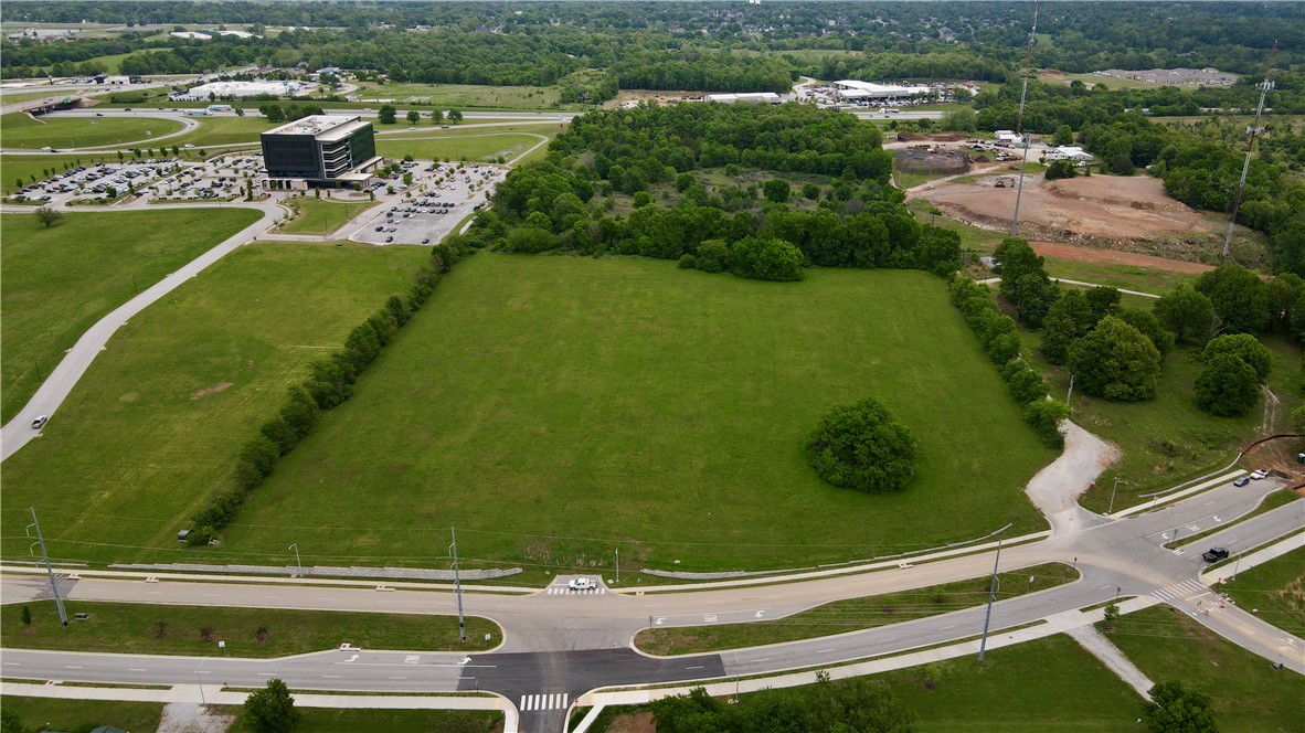 Springdale Outlots - Land