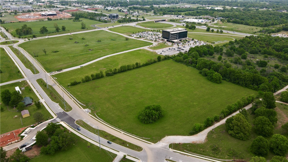 Springdale Outlots - Land