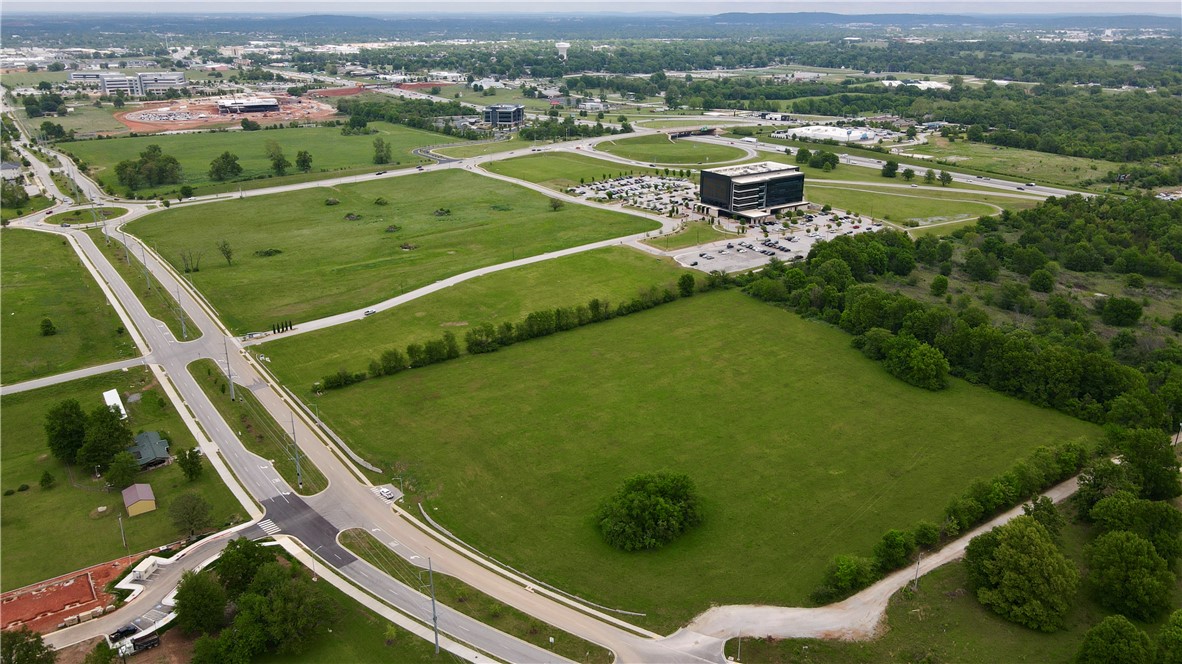 Springdale Outlots - Land