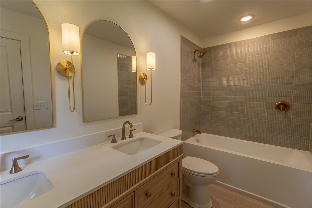 Clover Creek Ii - Residential