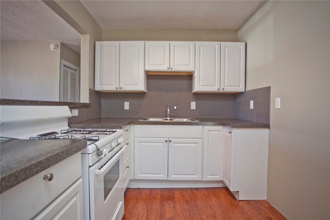 Springdale Outlots Sw Ne - Residential Lease