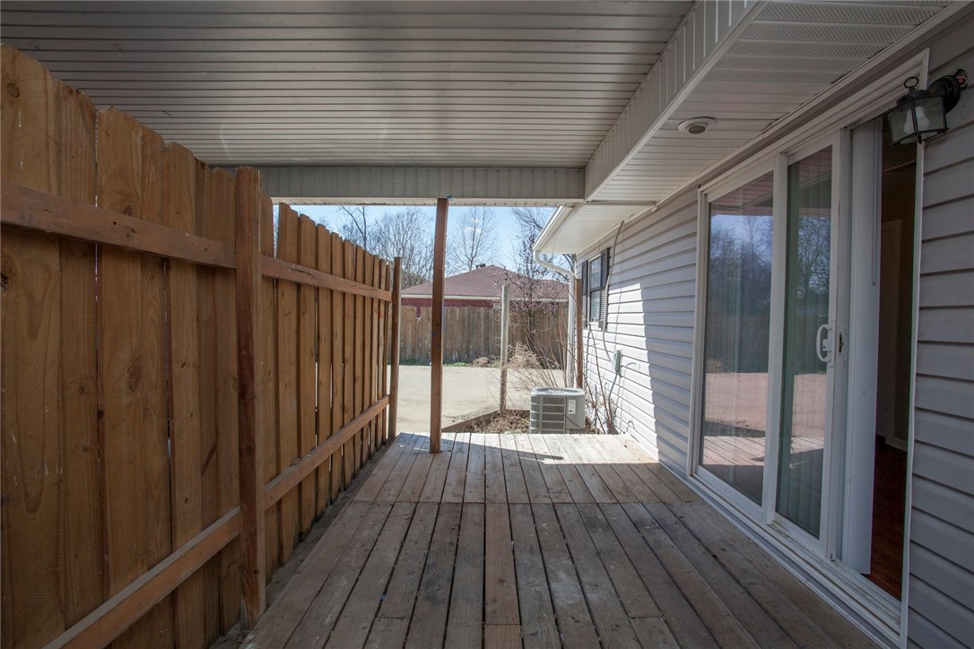 Springdale Outlots Sw Ne - Residential Lease