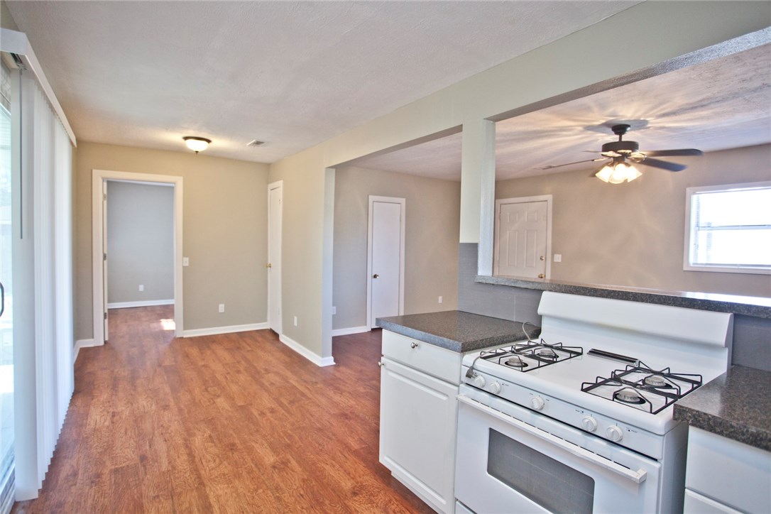 Springdale Outlots Sw Ne - Residential Lease