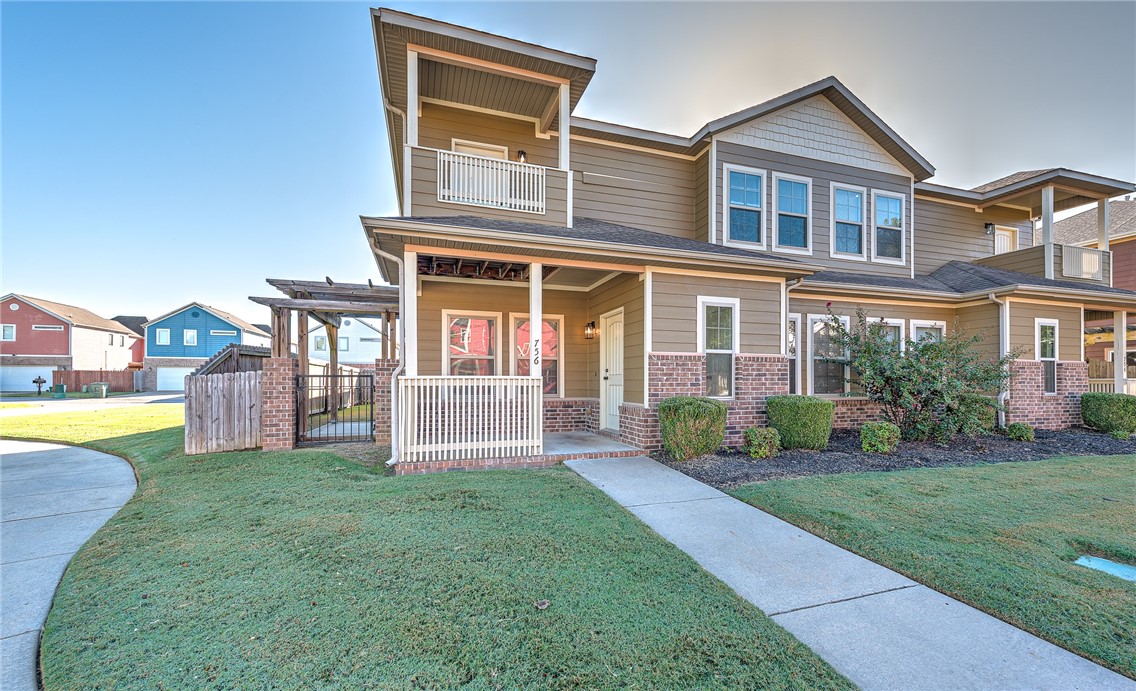 Sold before Print. Discover an exceptional opportunity with this newly remodeled townhome, located right on the University of Arkansas bus route. This offering is a rare find for both parents securing student housing and seasoned investors looking for prime rental assets. Designed with students in mind, this townhome features a layout with four spacious bedrooms and three full, modern bathrooms, providing comfortable shared living space. The fresh, contemporary updates mean this home is move-in ready—no costly renovations needed! You're just under 4 miles to the University of Arkansas campus, ensuring a quick commute. Plus, you'll be minutes from prime shopping districts, popular dining spots, and beautiful Fayetteville parks. Added community benefit includes easy access to the Fayetteville Boys and Girls Club. Secure your stake in the thriving Fayetteville real estate market today with this high-demand, high-potential property!