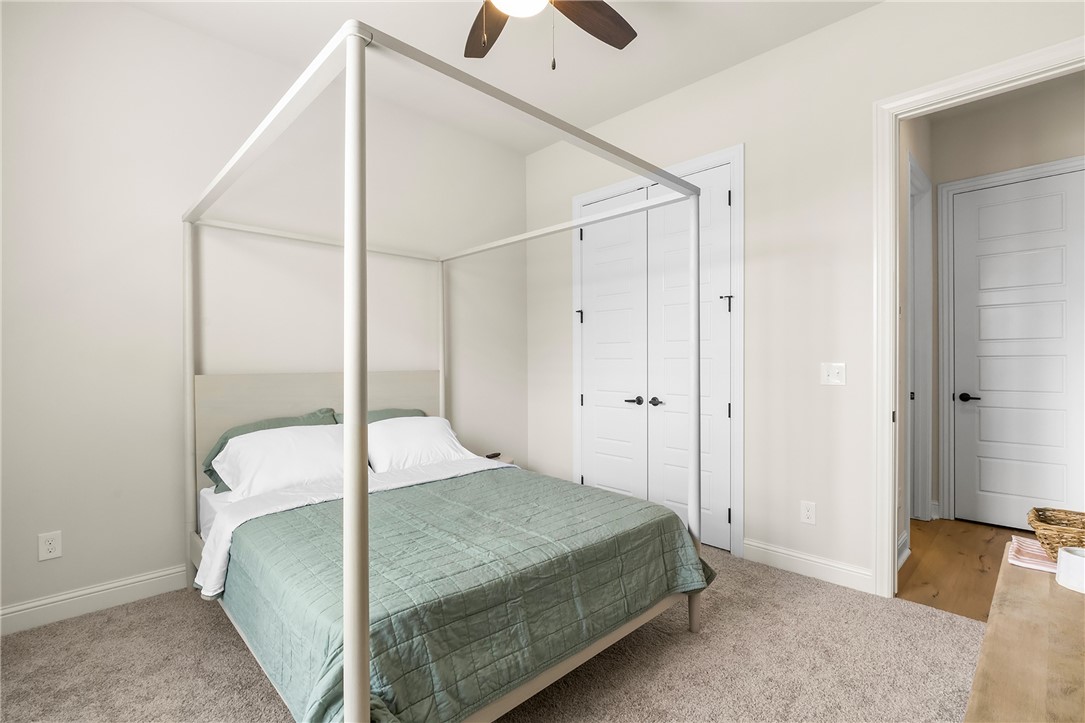 SAVANNAH ESTATES-ROGERS - Residential Lease