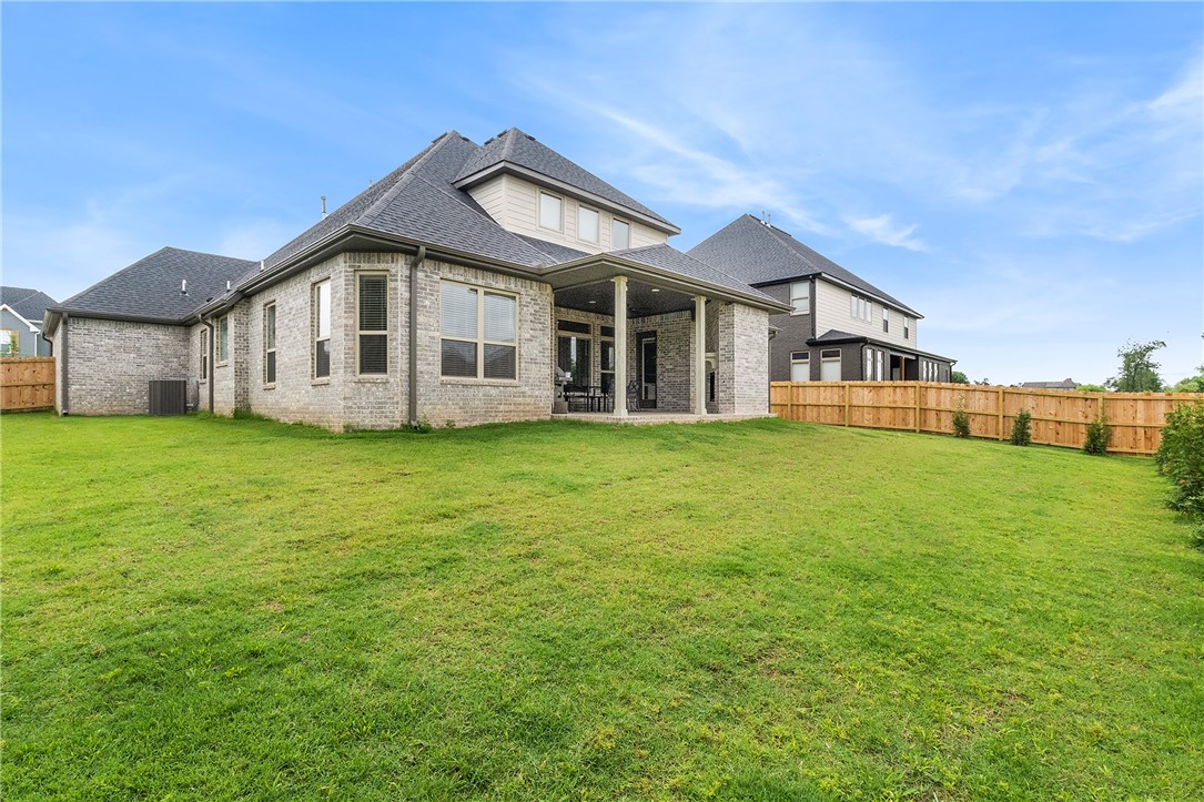 SAVANNAH ESTATES-ROGERS - Residential Lease