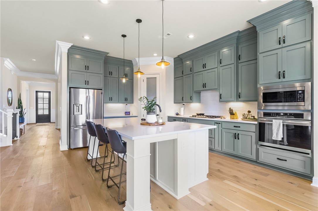 SAVANNAH ESTATES-ROGERS - Residential Lease