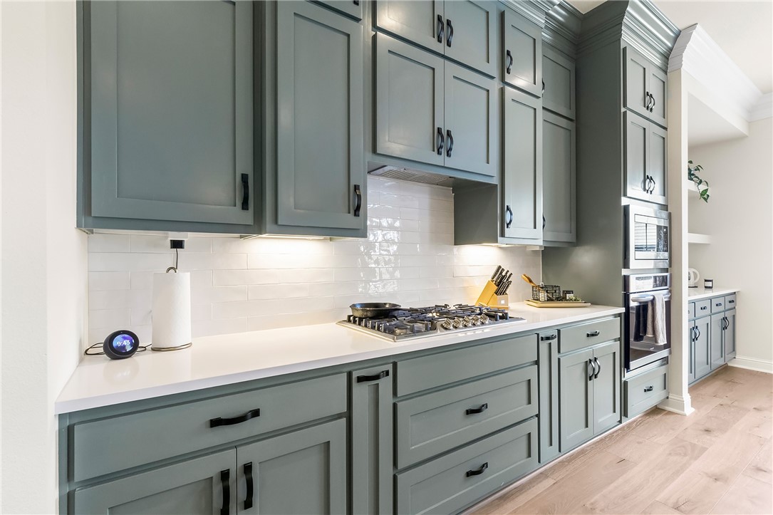 SAVANNAH ESTATES-ROGERS - Residential Lease