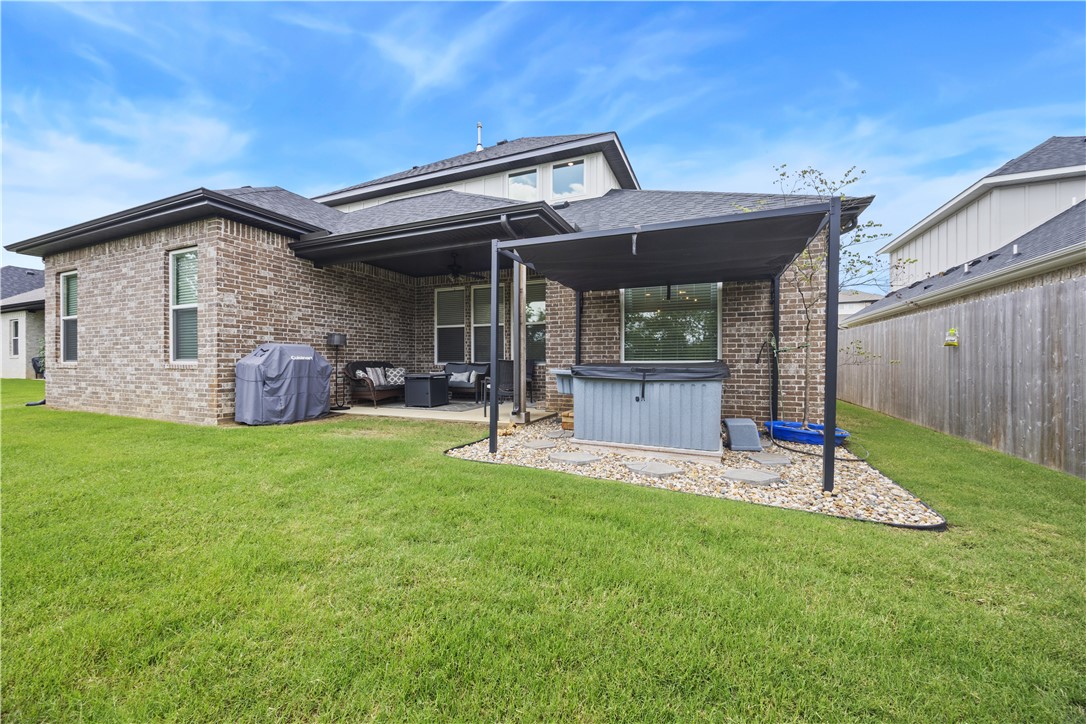 Annika Estates Ph Ii Centerton - Residential
