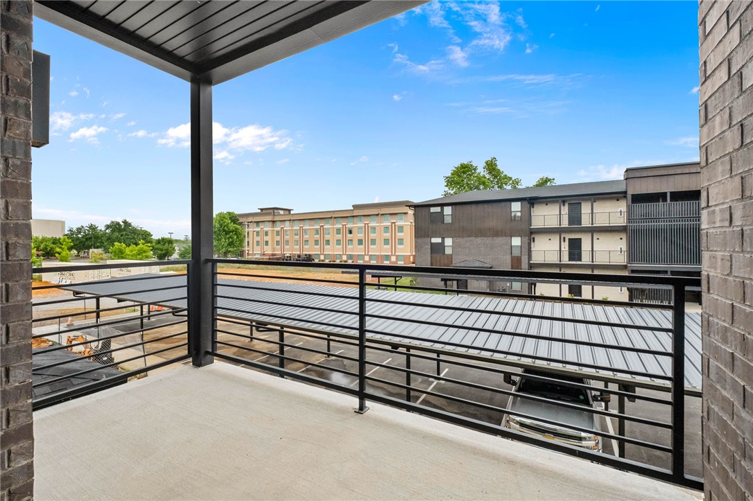 MEDLIN MEADOWS SUB PH 2-BENTONVILLE - Residential