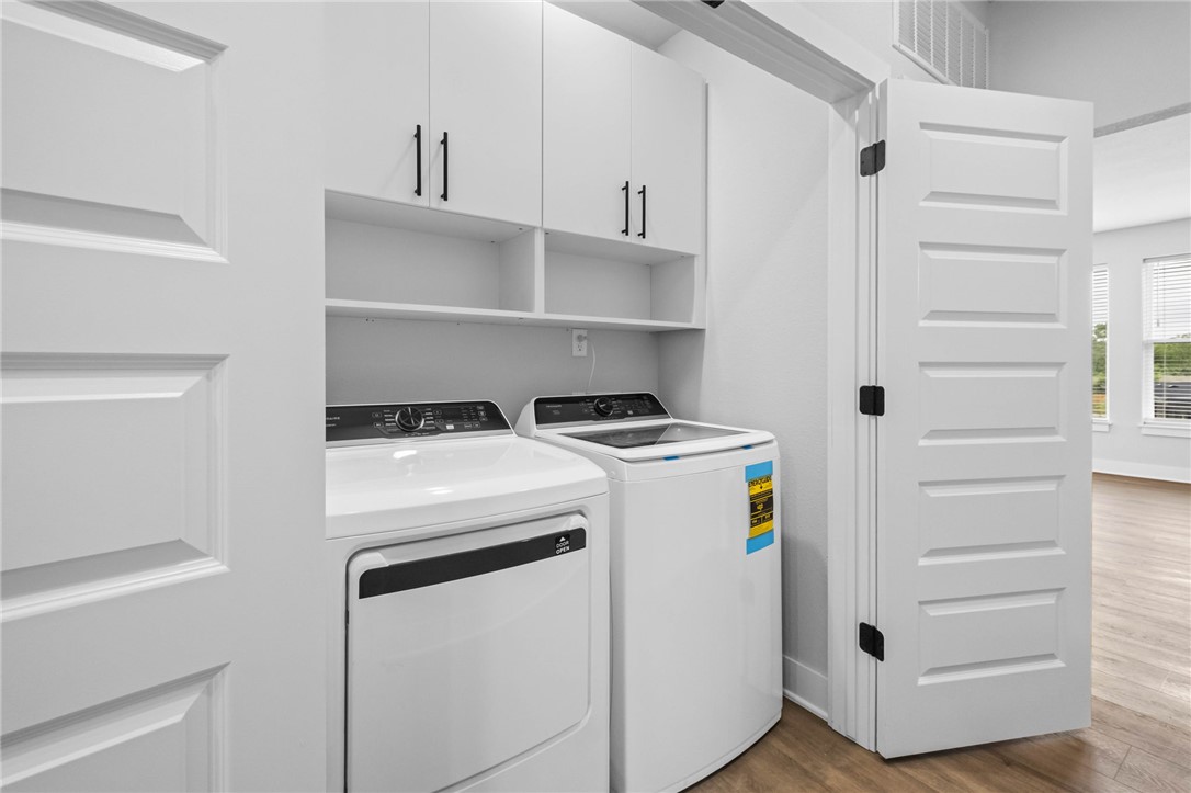 MEDLIN MEADOWS SUB PH 2-BENTONVILLE - Residential