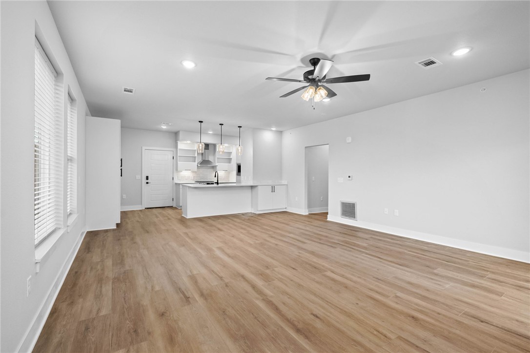 MEDLIN MEADOWS SUB PH 2-BENTONVILLE - Residential
