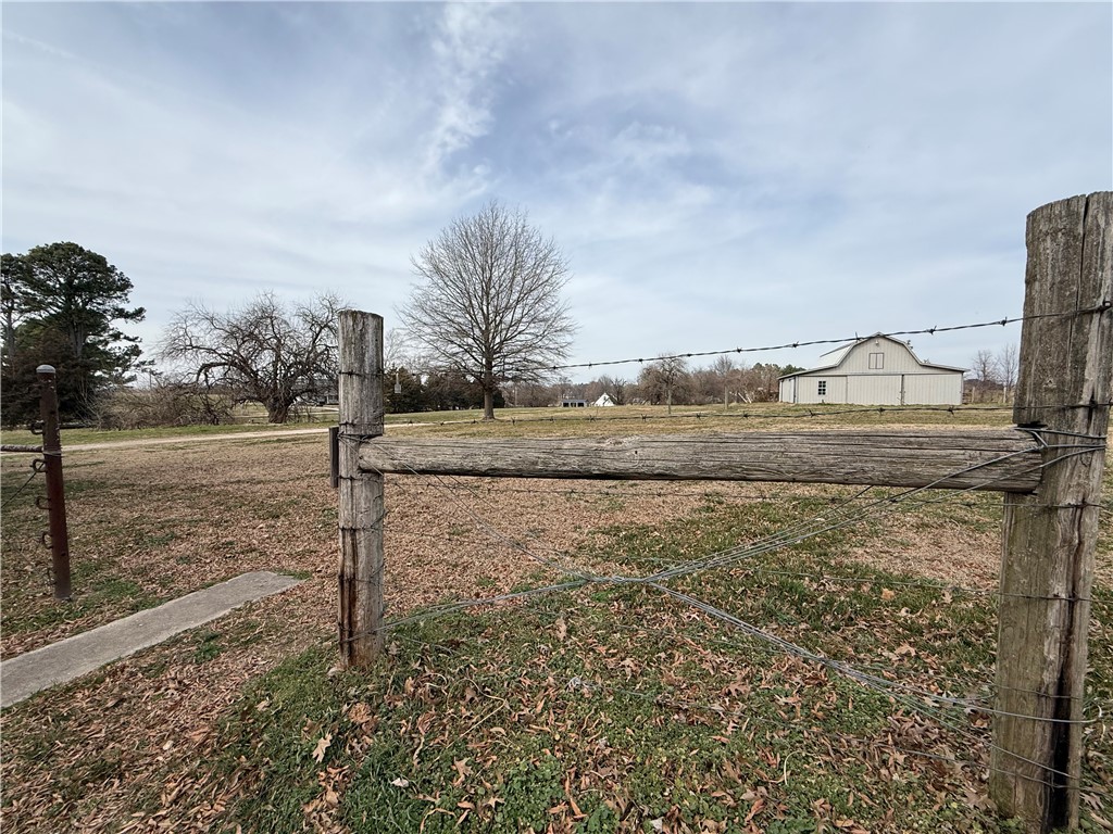 Elm Spgs Outlots - Land
