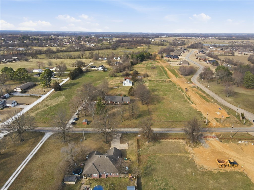 Elm Spgs Outlots - Land