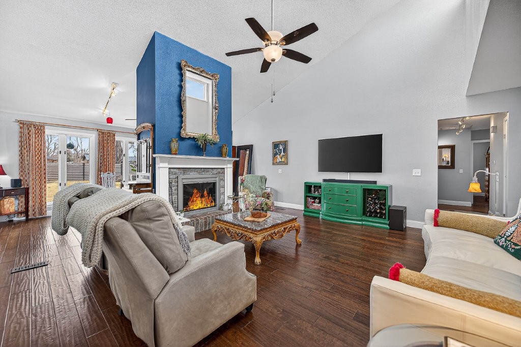 Rosewood Add Rogers - Residential Lease