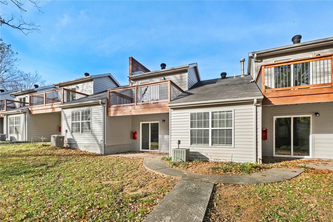 Royal Oaks Estates - Residential Lease