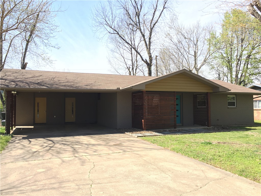 3 bedrooms, 1 bath modernized home. Corked living rooms floors with new paint throughout, new fixtures, eat-in kitchen, chef's gas stovetop oven, ALL APPLIANCES, large closets, secured work area with work bench, secured storage, 2 car carport, extremely large screen-in back porch, fenced yard, plenty of room for summertime fun. Cozy front porch.