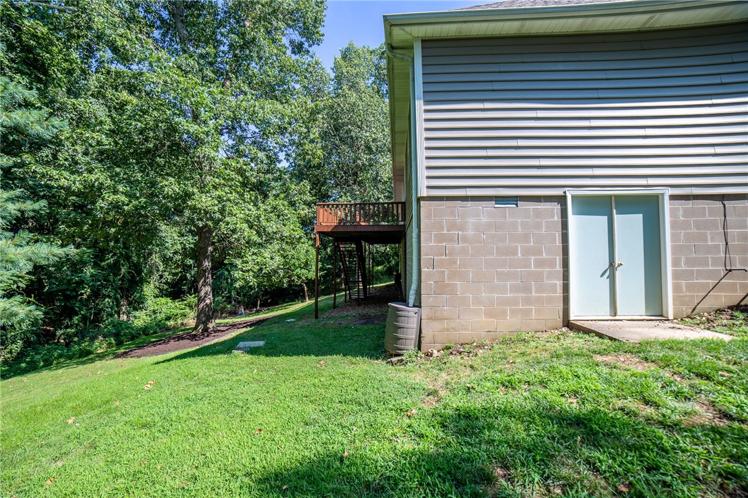 Twin Lakes Estate Rogers - Residential