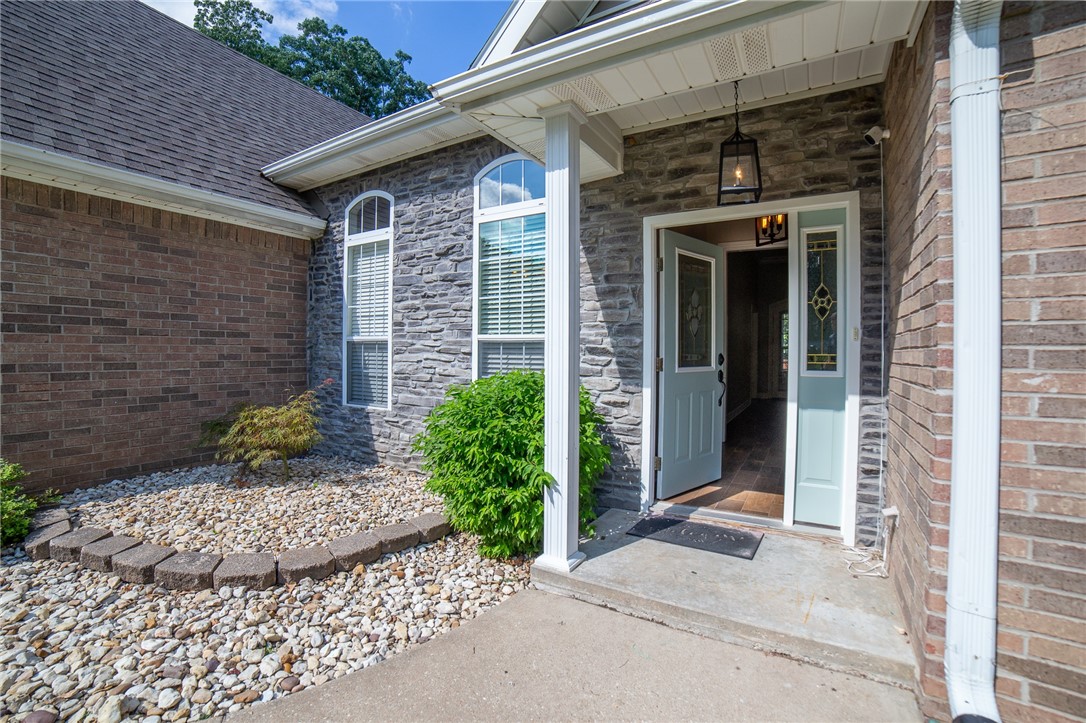 Twin Lakes Estate Rogers - Residential