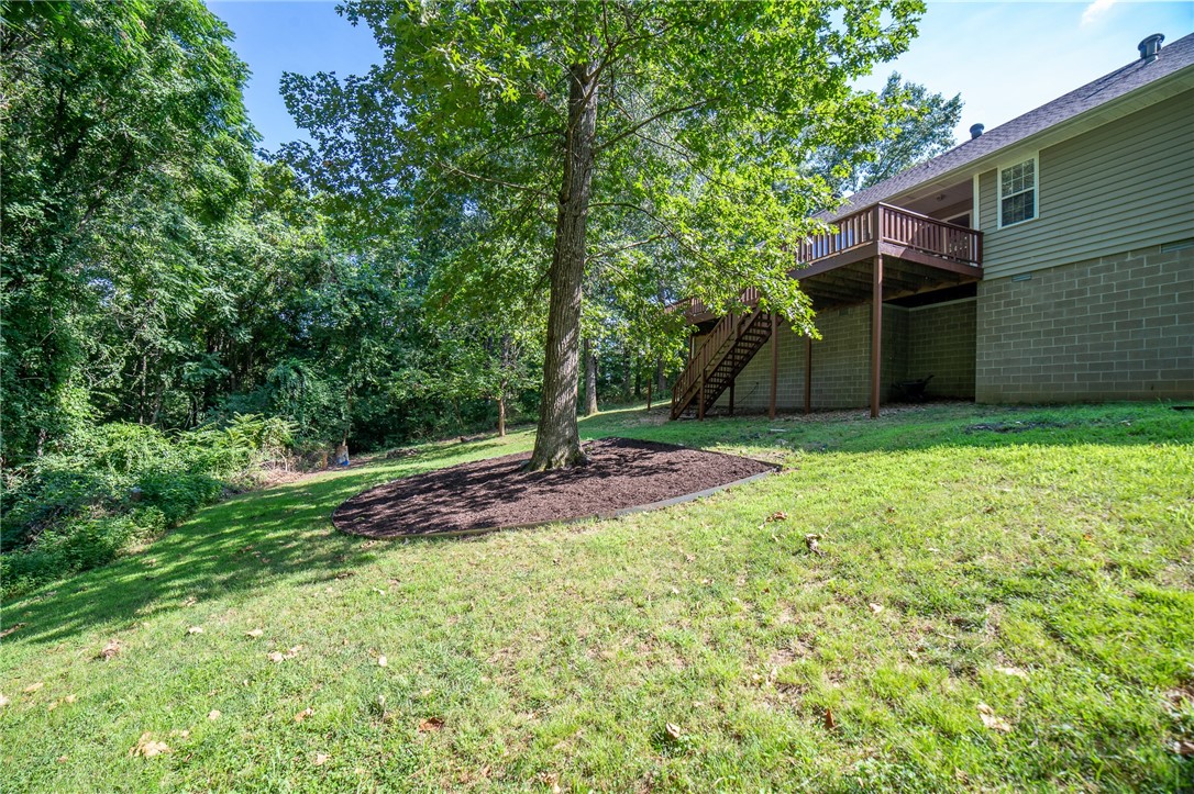 Twin Lakes Estate Rogers - Residential