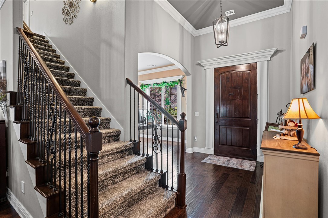 Lexington Sub Rogers - Residential